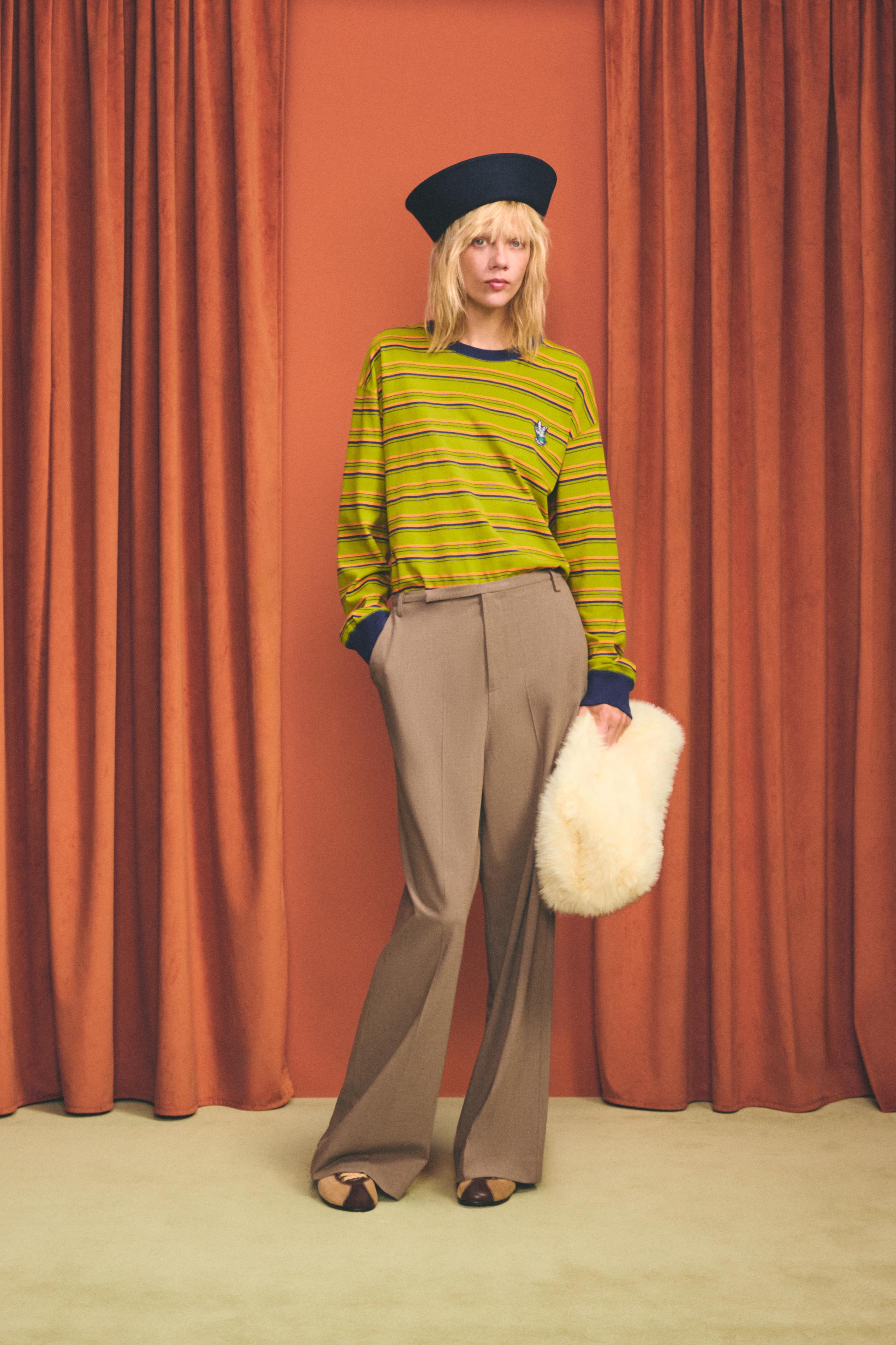 SAC ENVELOPPE EFFET FOURRURE HARRY LAMBERT FOR ZARA x DISNEY